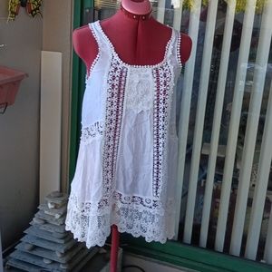 Aeropostale cutwork top